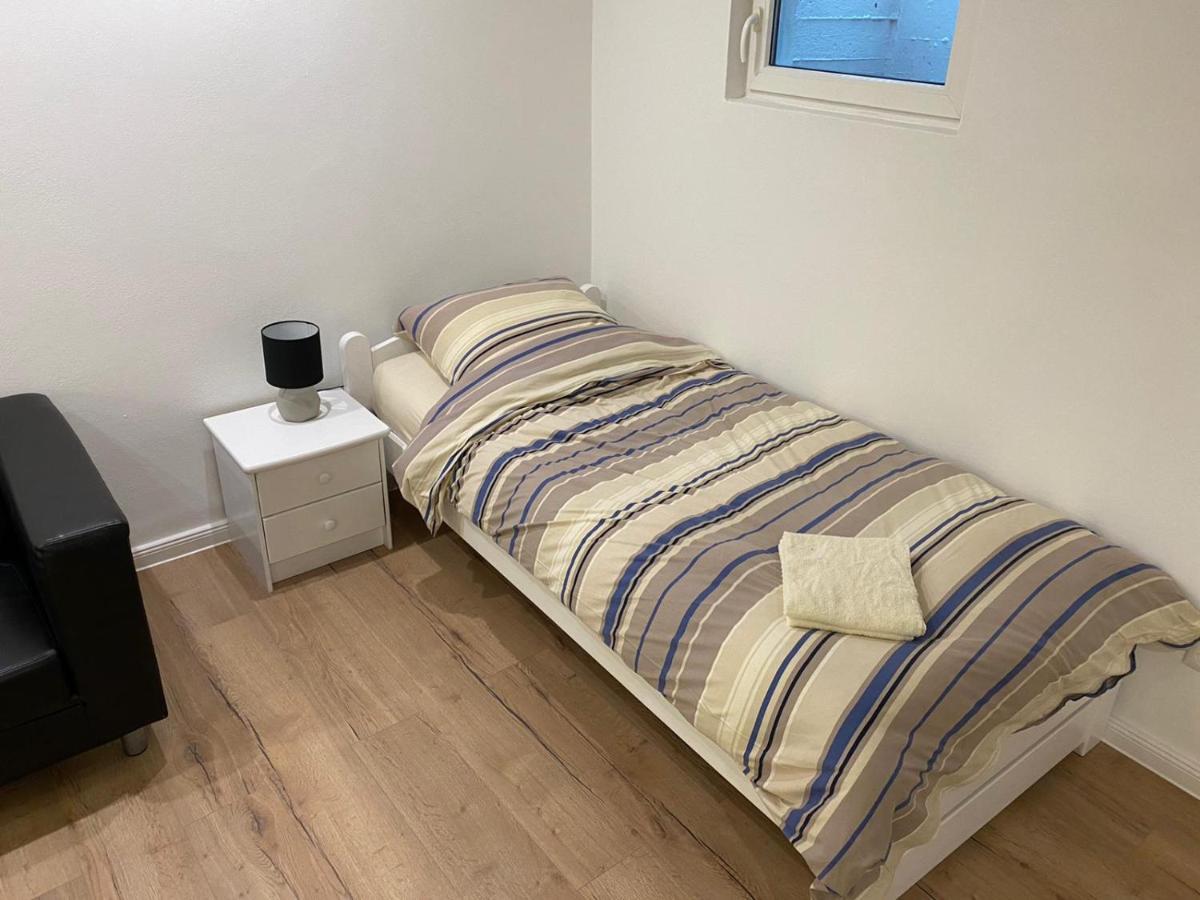 Interaktiv Appartements In Ratingen - Duesseldorferstrasse מראה חיצוני תמונה
