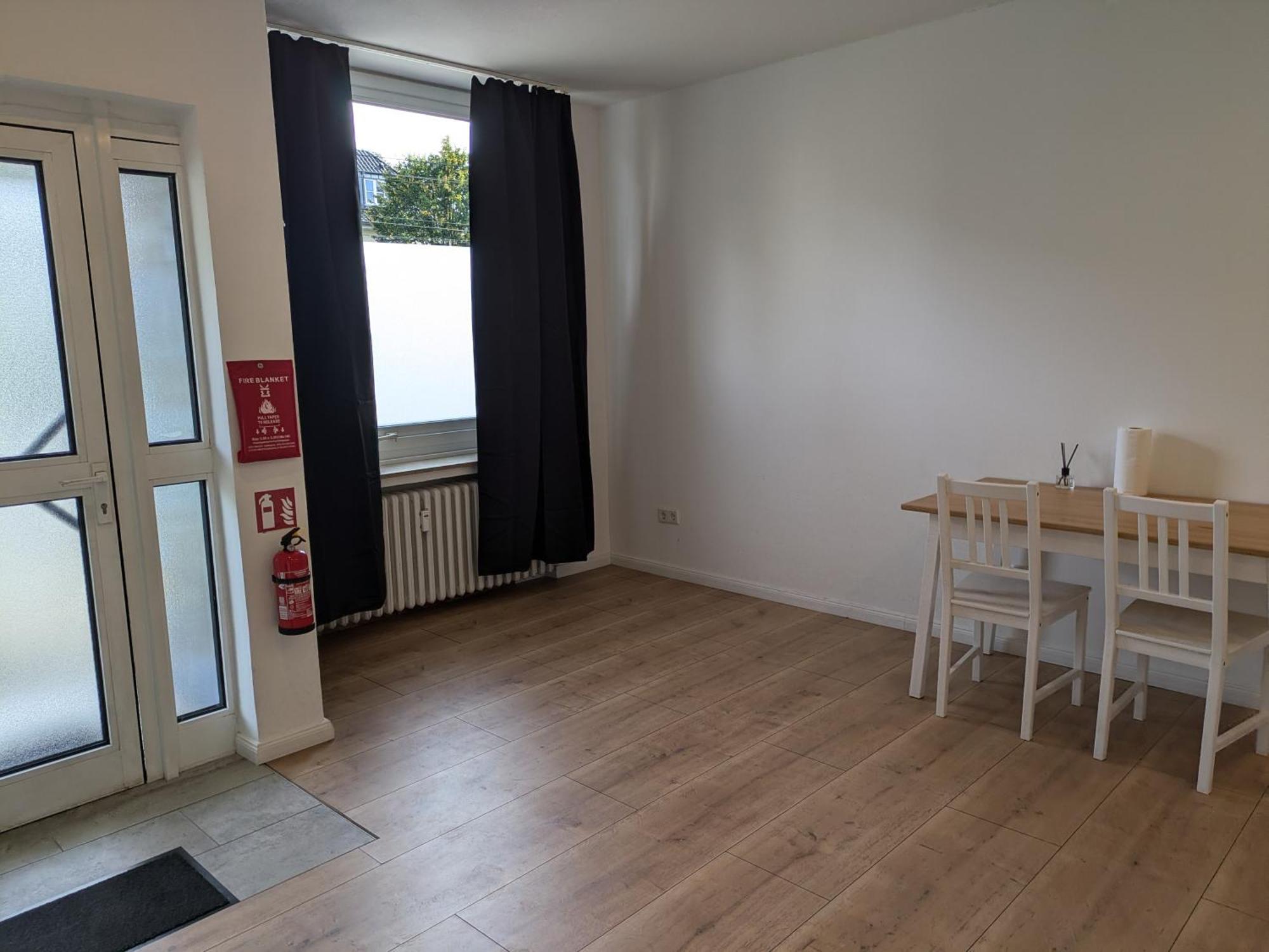 Interaktiv Appartements In Ratingen - Duesseldorferstrasse מראה חיצוני תמונה